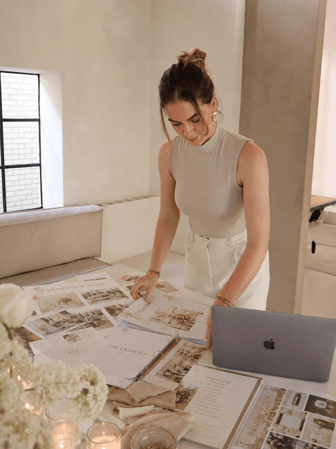 Rianda ontwikkelt aan tafel een persoonlijk bruiloftsconcept met moodboards